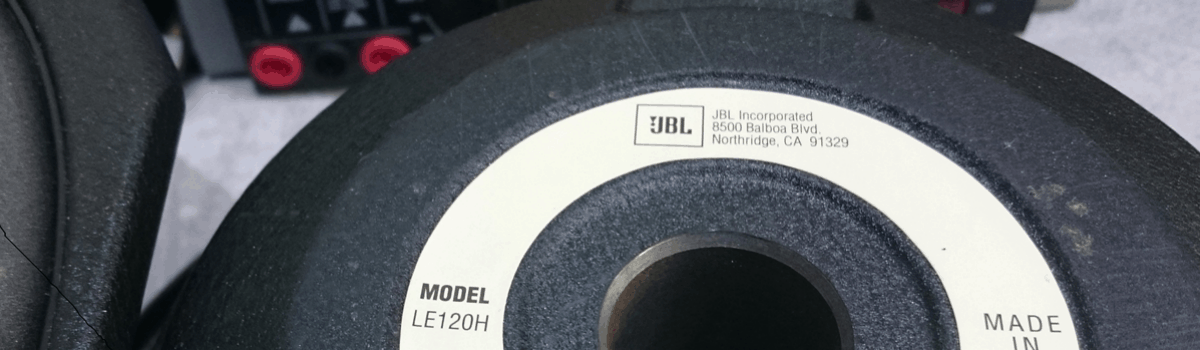 jbl le120h en restauration à l'atelier.png
